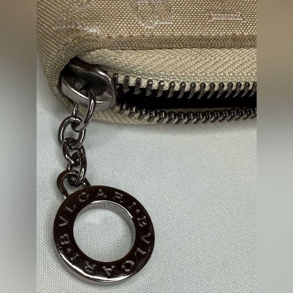 Authentic Bvlgari Tan Canvas (Leather Interior) Zip Around Wallet / Clutch - Picture 4 of 5